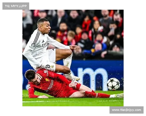 姆巴佩加盟皇马的前景解析:战术适配、市场影响与文化融合的深度探讨 姆巴佩加盟皇马的前景解析:战术适配、市场影响与文化融合的深度探讨