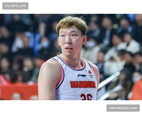 广东核心遭肘击洛夫顿禁赛2场周琦眼伤广厦第4外援确定为中锋